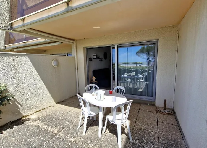 Georges De Didonne - Vue Pour Ce Cosy En Rez-de-chaussee