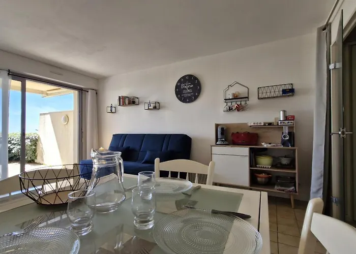 Georges De Didonne - Vue Pour Ce Cosy En Rez-de-chaussee Apartment